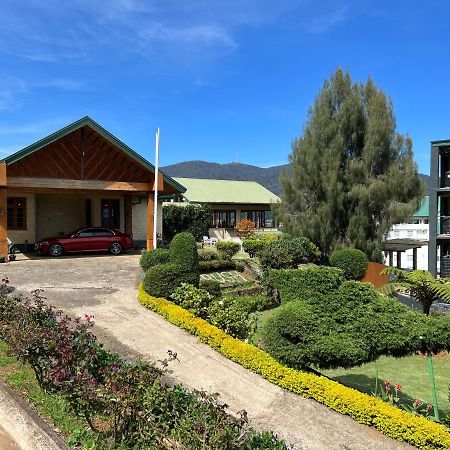 Tea Bush Hotel Нувара-Элия Экстерьер фото