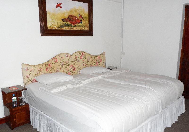 Tea Bush Hotel Нувара-Элия Экстерьер фото